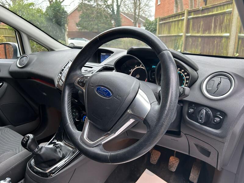 FORD FIESTA
