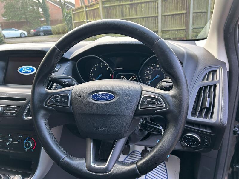 FORD FOCUS