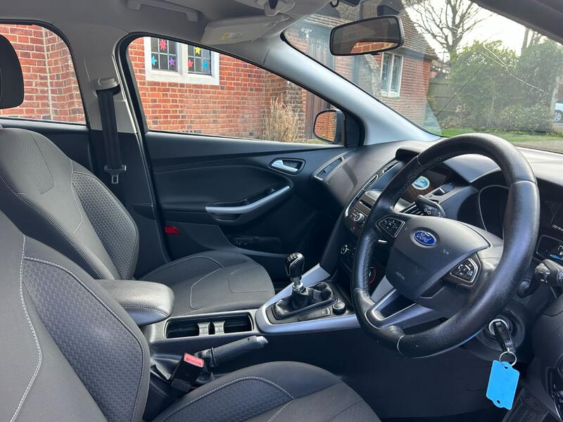 FORD FOCUS
