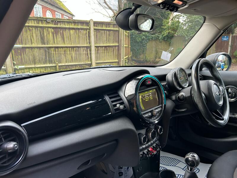 View MINI HATCH 1.2 5-Door Hatch One