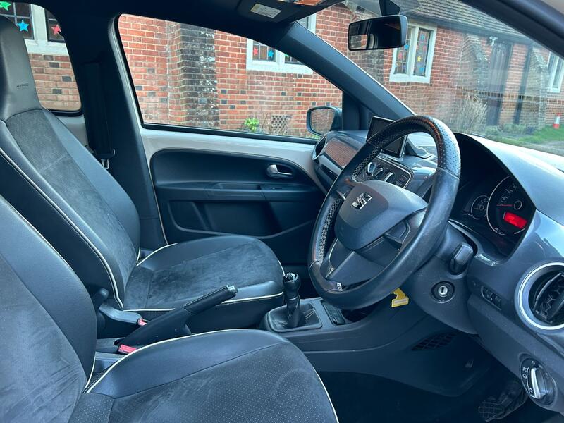View SEAT MII 1.0 12v by MANGO