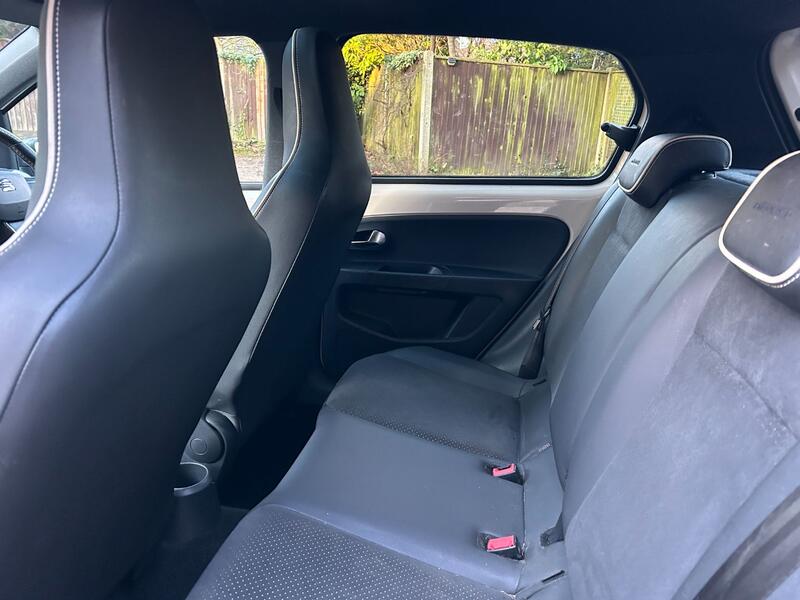 SEAT MII