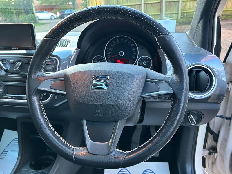 SEAT MII