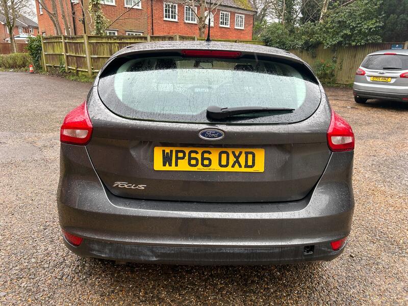 FORD FOCUS