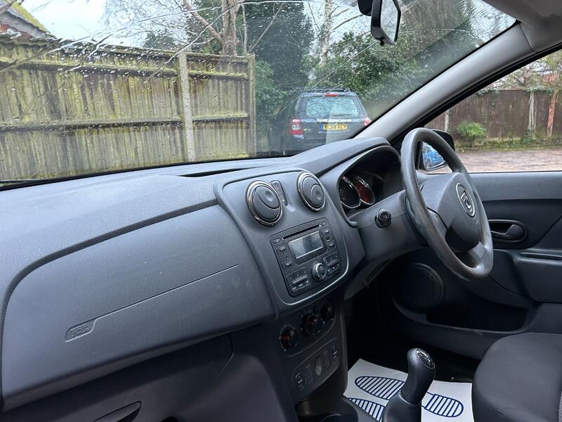 DACIA SANDERO
