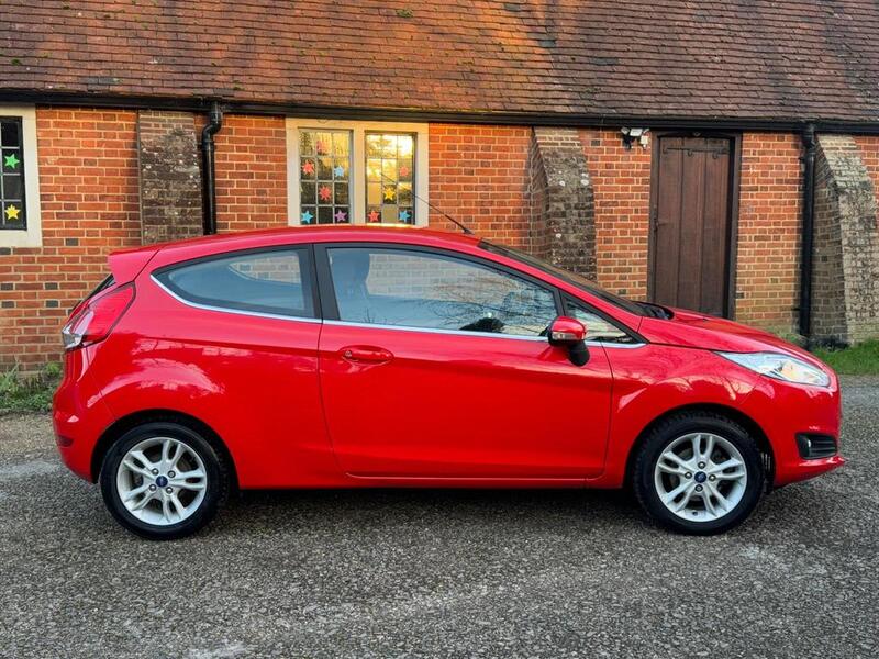 View FORD FIESTA 1.3 Zetec
