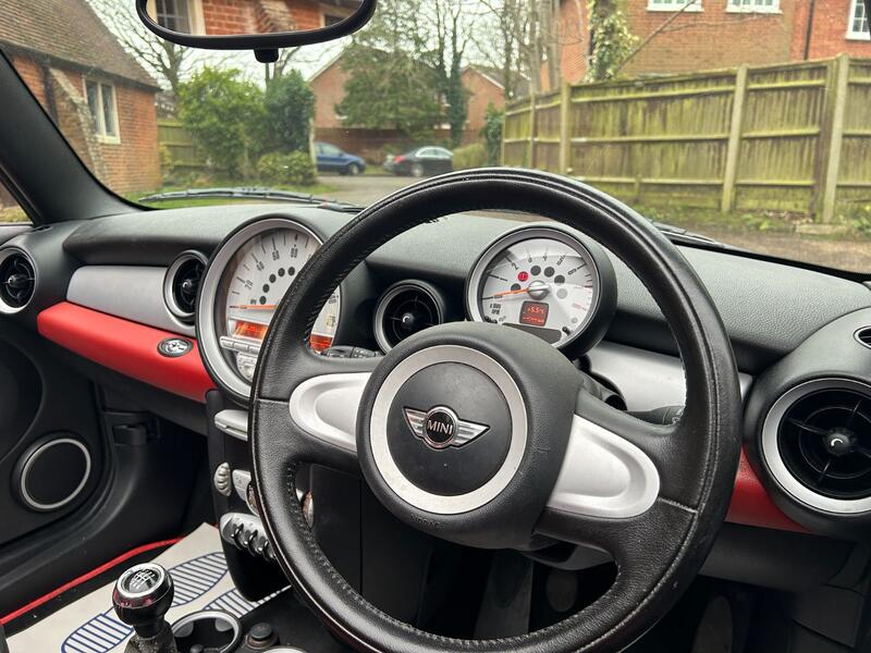 MINI CONVERTIBLE