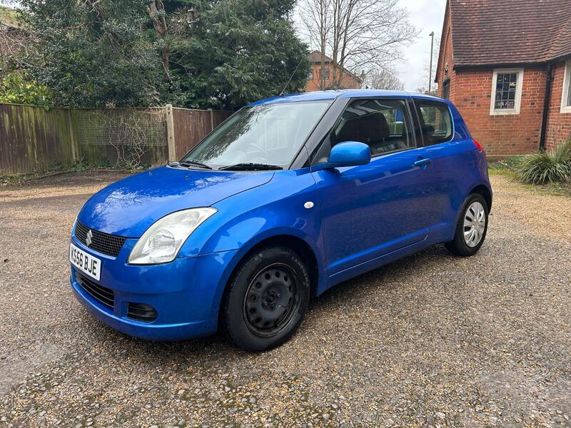 SUZUKI SWIFT