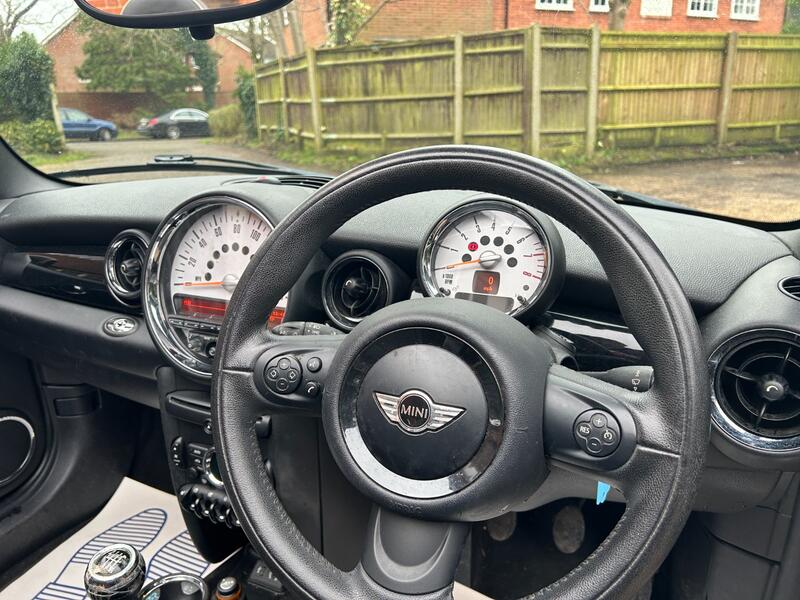 MINI CONVERTIBLE