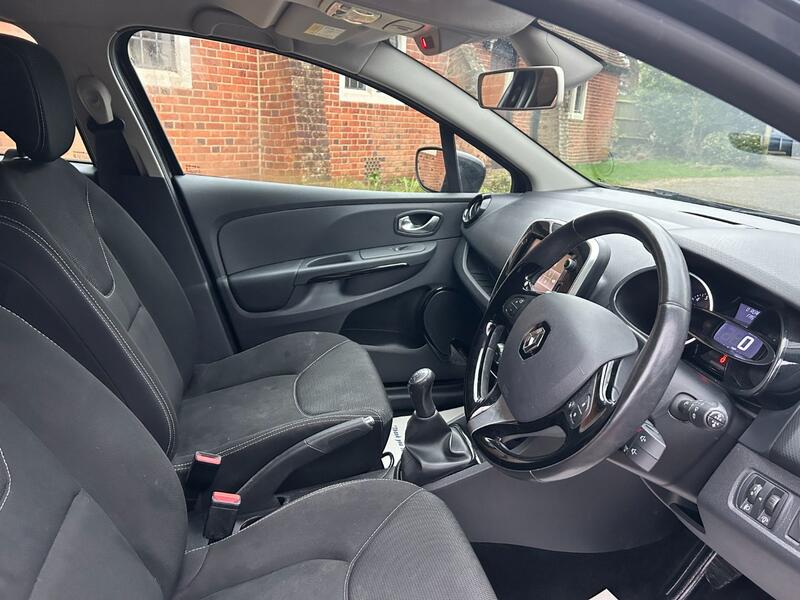 View RENAULT CLIO 1.2 Dynamique Nav 1.2 16V 75