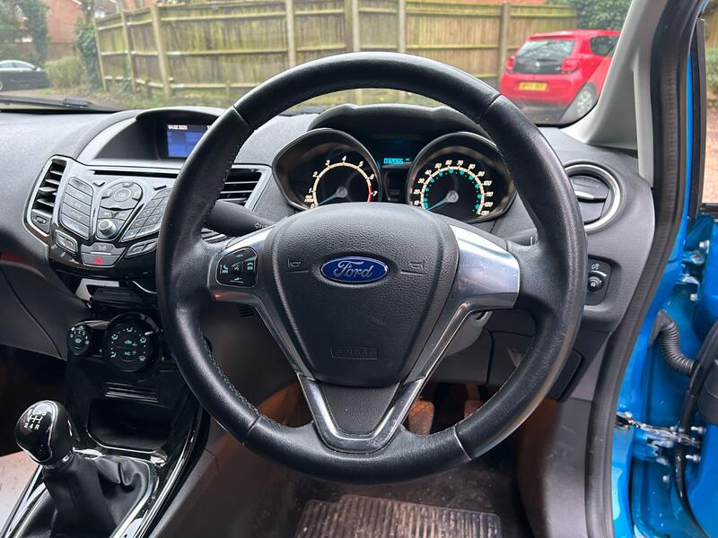 FORD FIESTA