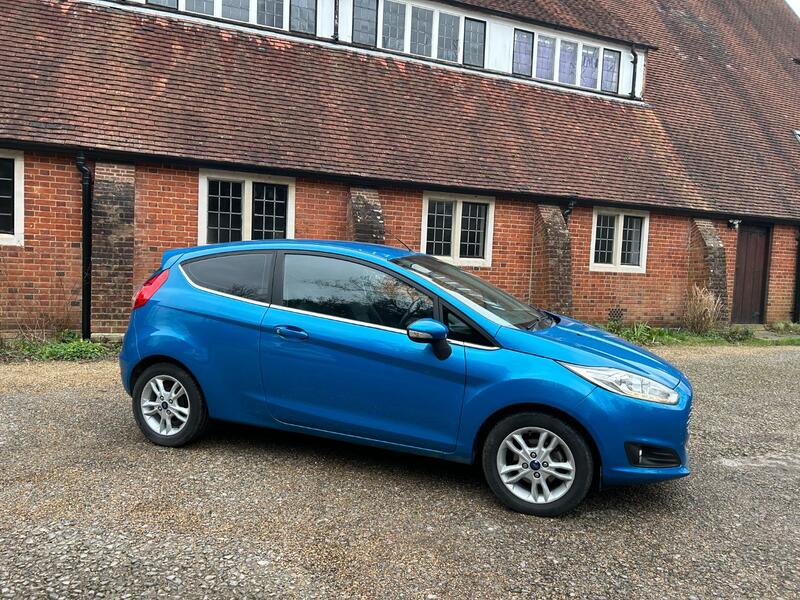 View FORD FIESTA 1.3 Zetec