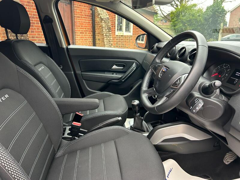 View DACIA DUSTER 1.6 Prestige SCe 115 4x2 MY18