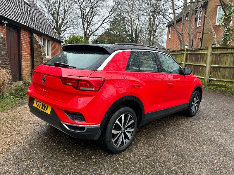 VOLKSWAGEN T-ROC