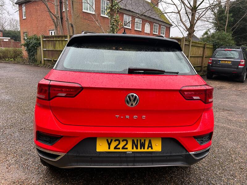 VOLKSWAGEN T-ROC