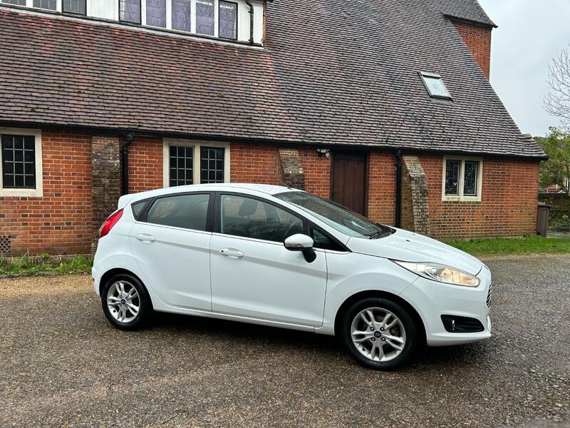 View FORD FIESTA 1.3 Zetec