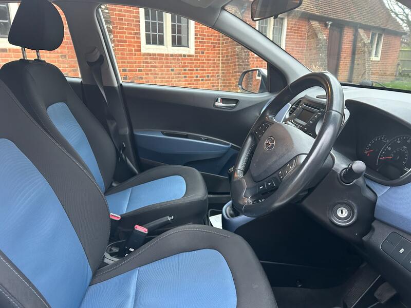 View HYUNDAI I10 1.2 Premium
