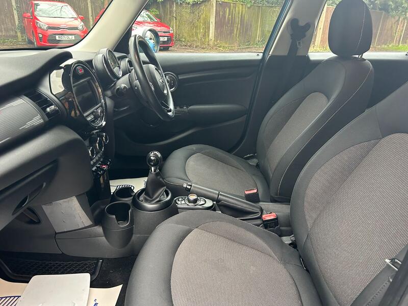View MINI HATCH 1.5 5-Door Hatch Cooper