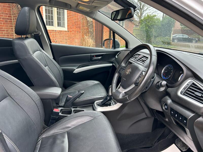 View SUZUKI SX4 S-CROSS 1.6 SZ5