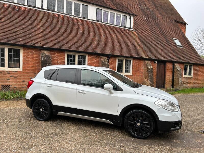 View SUZUKI SX4 S-CROSS 1.6 SZ5