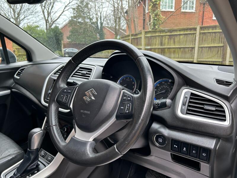 SUZUKI SX4 S-CROSS