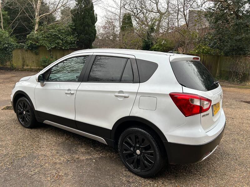 SUZUKI SX4 S-CROSS