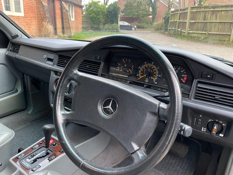 MERCEDES-BENZ 190