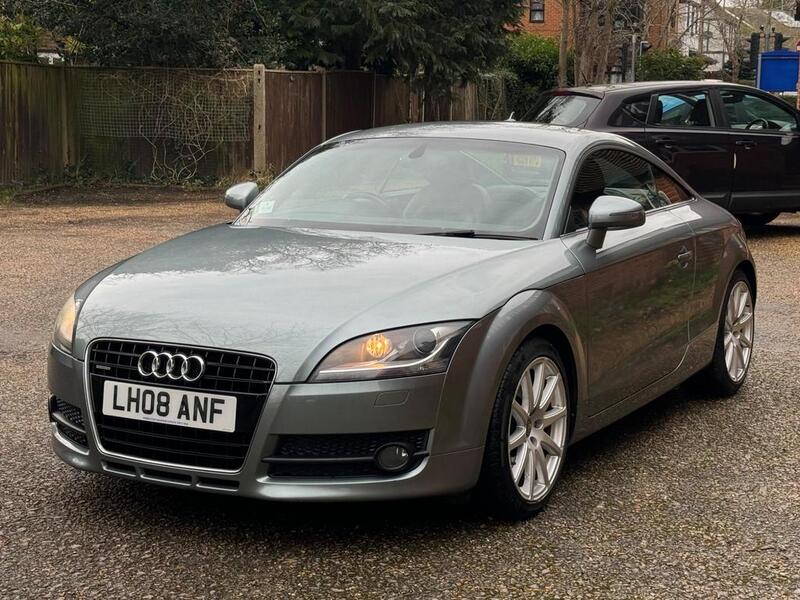AUDI TT