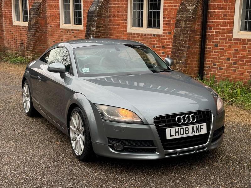 AUDI TT