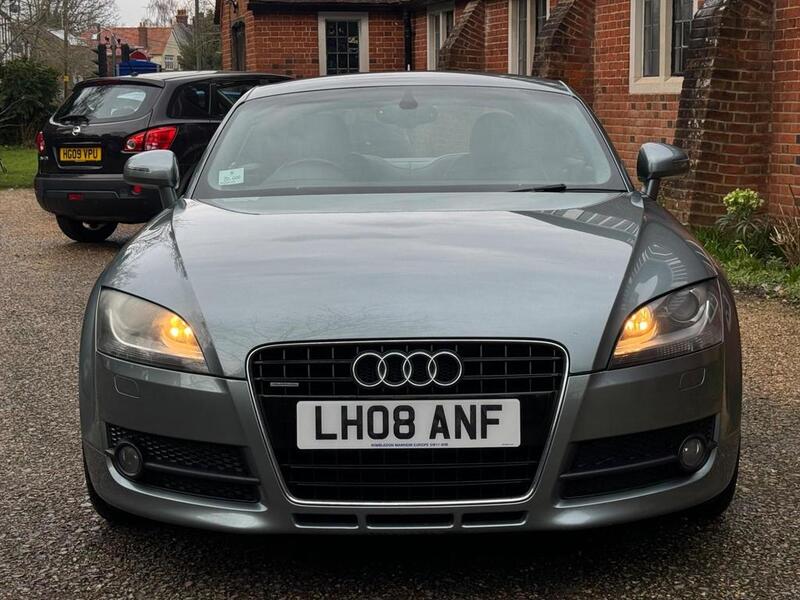 AUDI TT