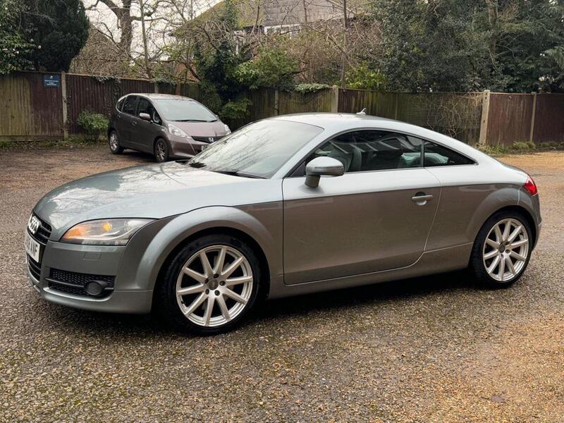 AUDI TT