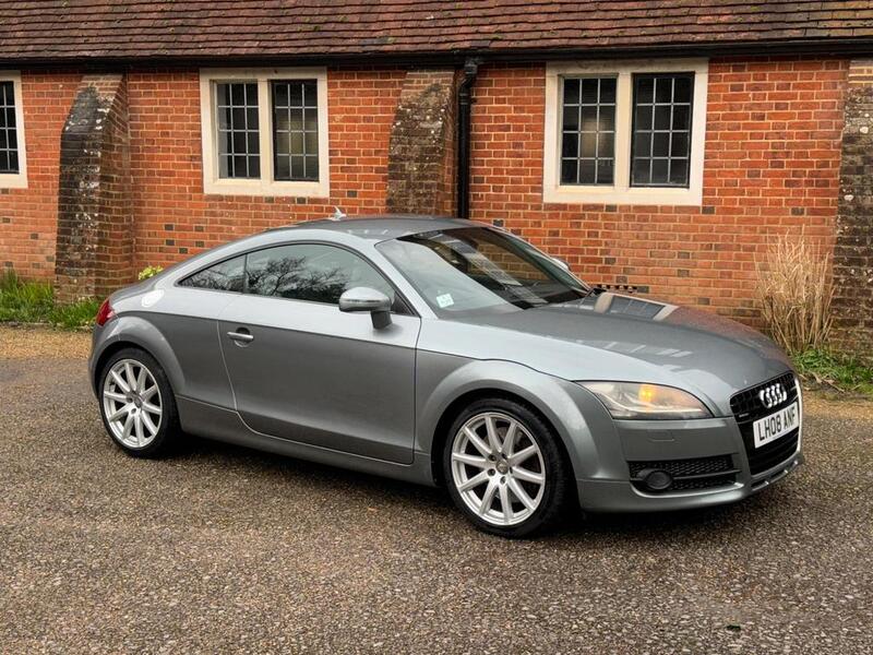 View AUDI TT 3.2 TFSI V6