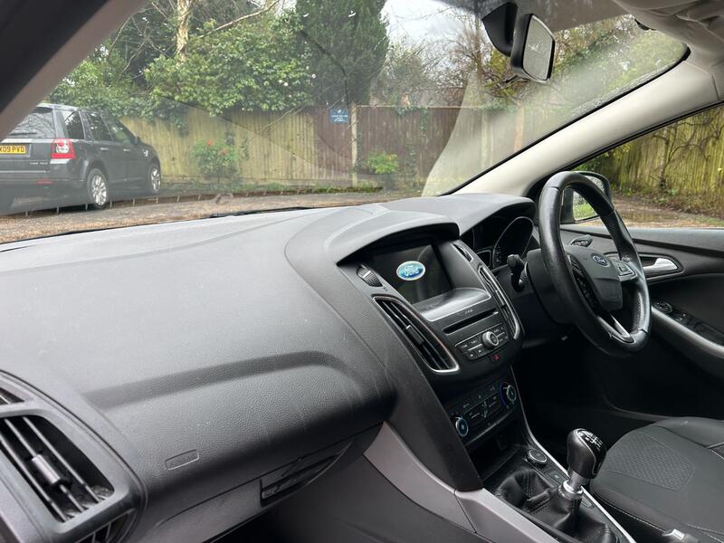 FORD FOCUS