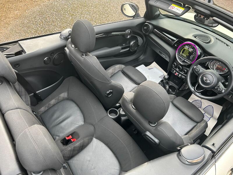 MINI CONVERTIBLE