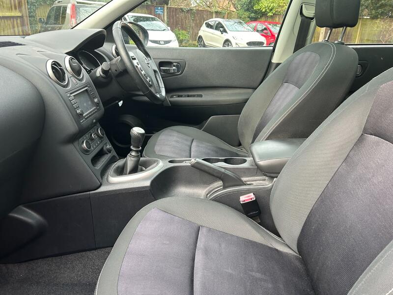 View NISSAN QASHQAI 1.5 dCi n-tec+