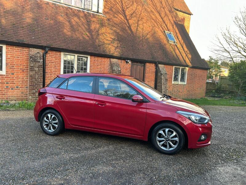 View HYUNDAI I20 1.2 SE Launch Edition