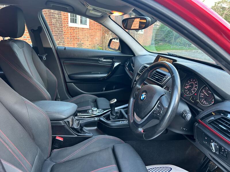 View BMW 1 SERIES 1.5 118i Sport 5-Door