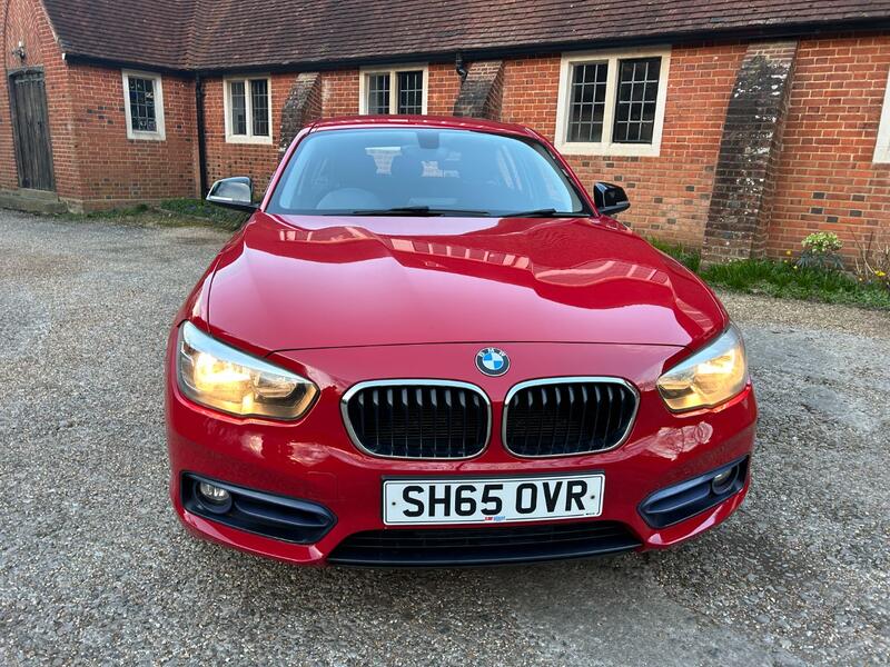BMW 1 SERIES