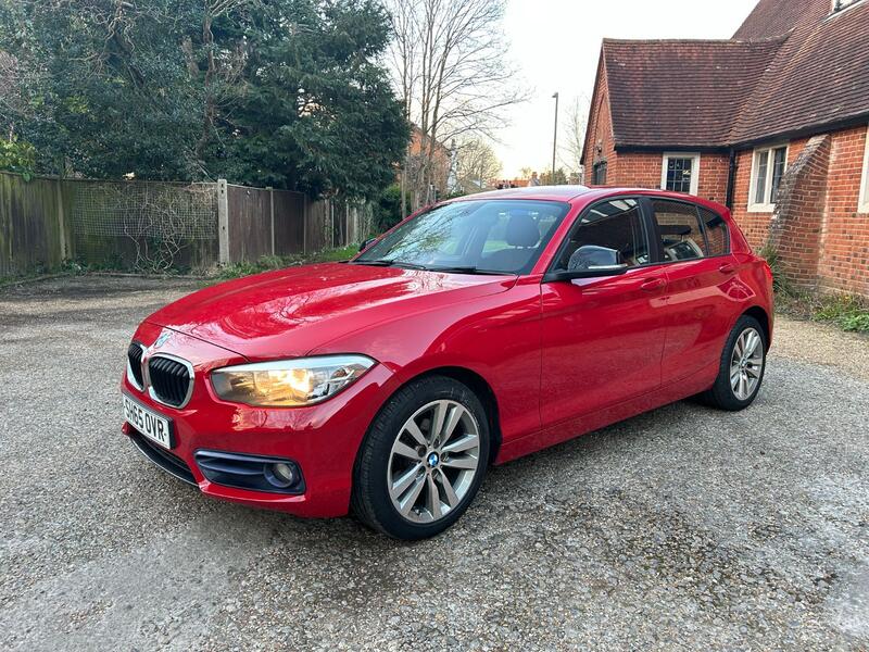 BMW 1 SERIES