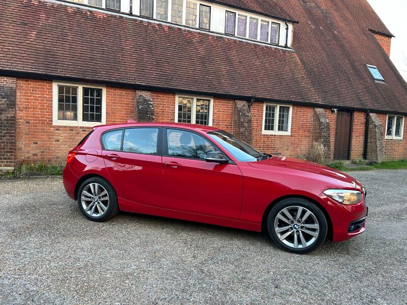 View BMW 1 SERIES 1.5 118i Sport 5-Door