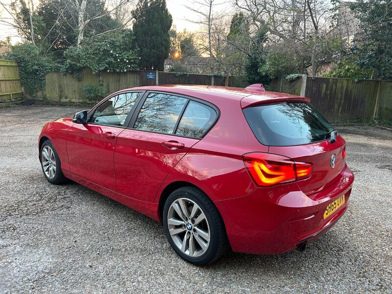 BMW 1 SERIES