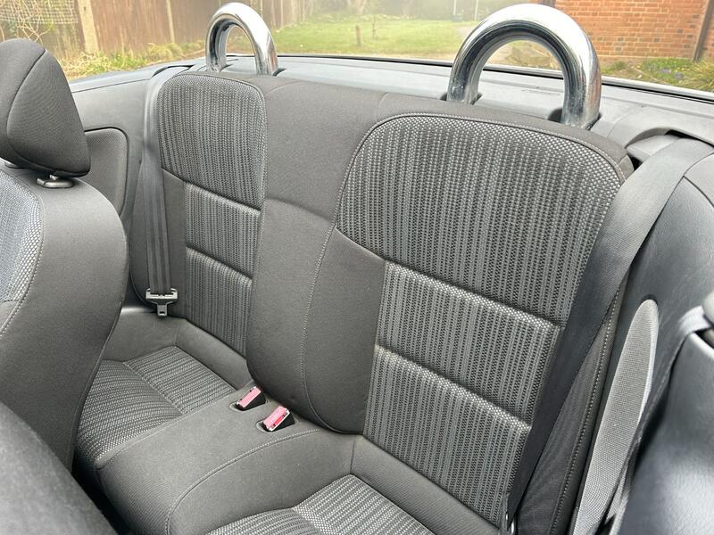 PEUGEOT 207 CC