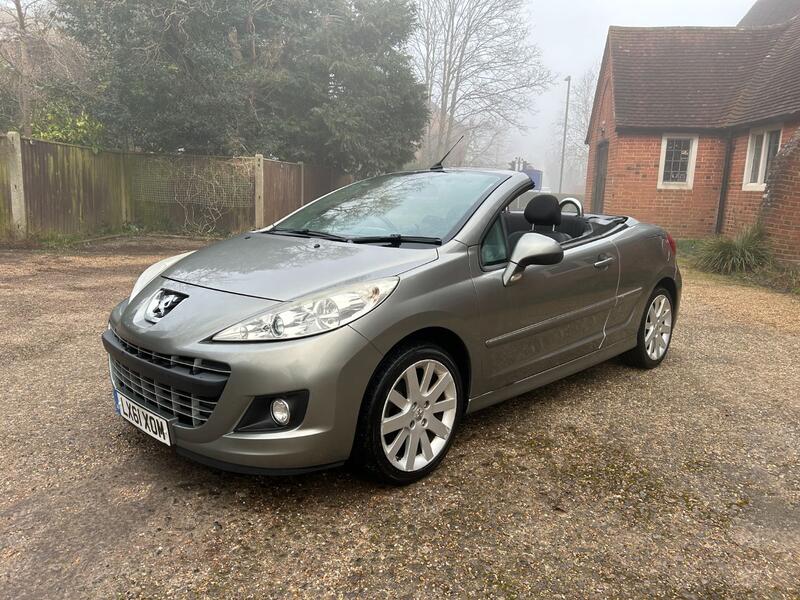 PEUGEOT 207 CC