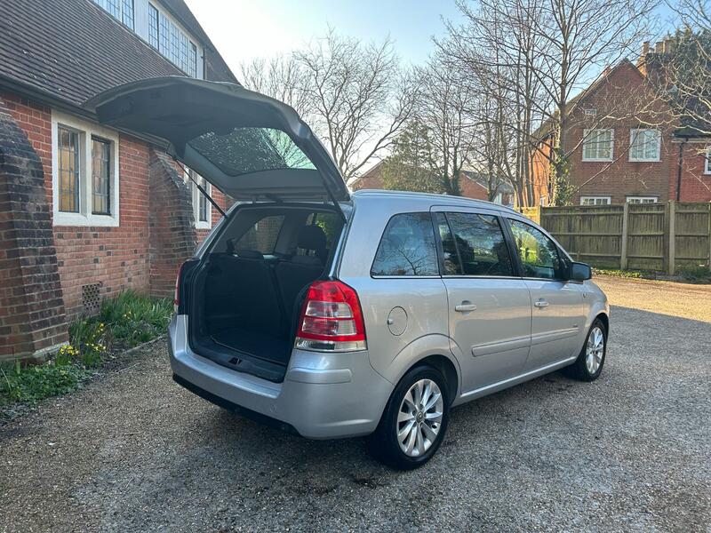 VAUXHALL ZAFIRA