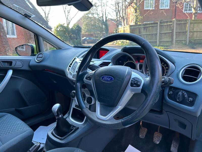 FORD FIESTA