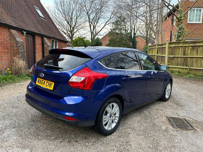 FORD FOCUS