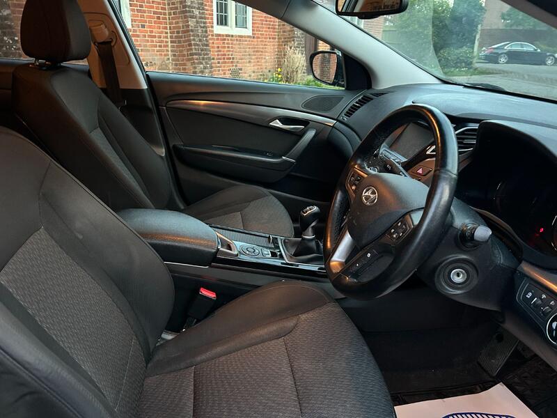 View HYUNDAI I40 1.7 CRDi Blue Drive SE Nav