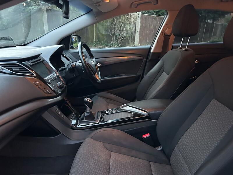 View HYUNDAI I40 1.7 CRDi Blue Drive SE Nav