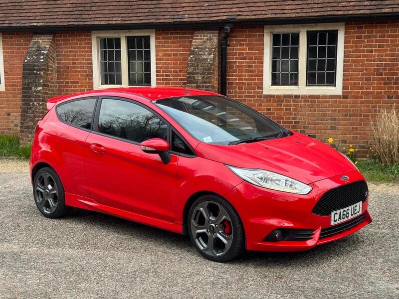 View FORD FIESTA 1.6 T EcoBoost ST-3