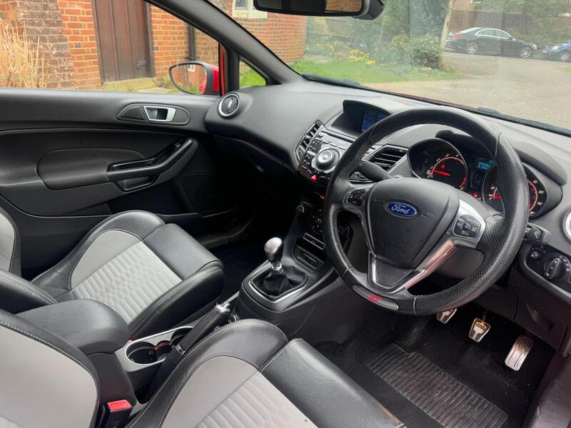 FORD FIESTA